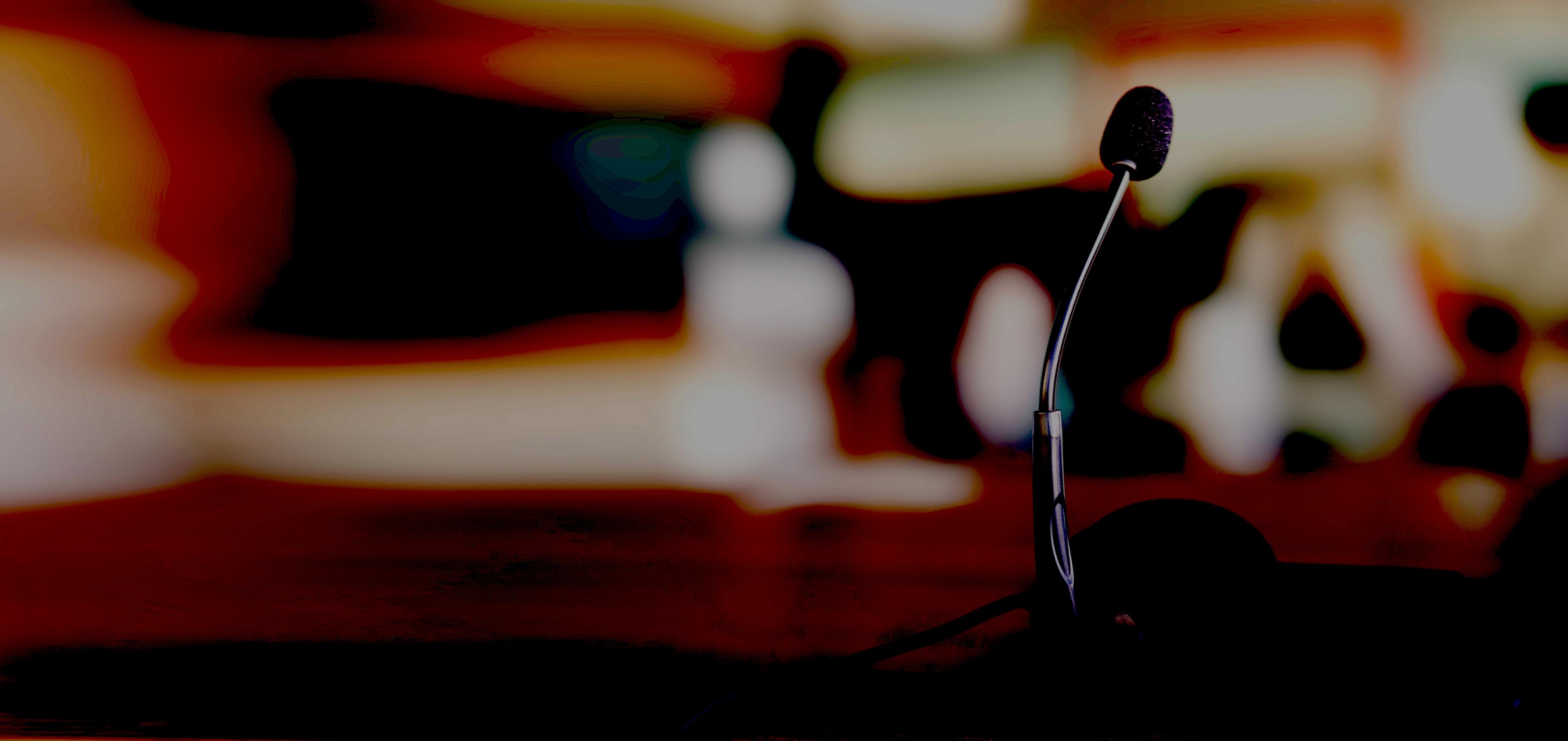 headset-dark.jpg